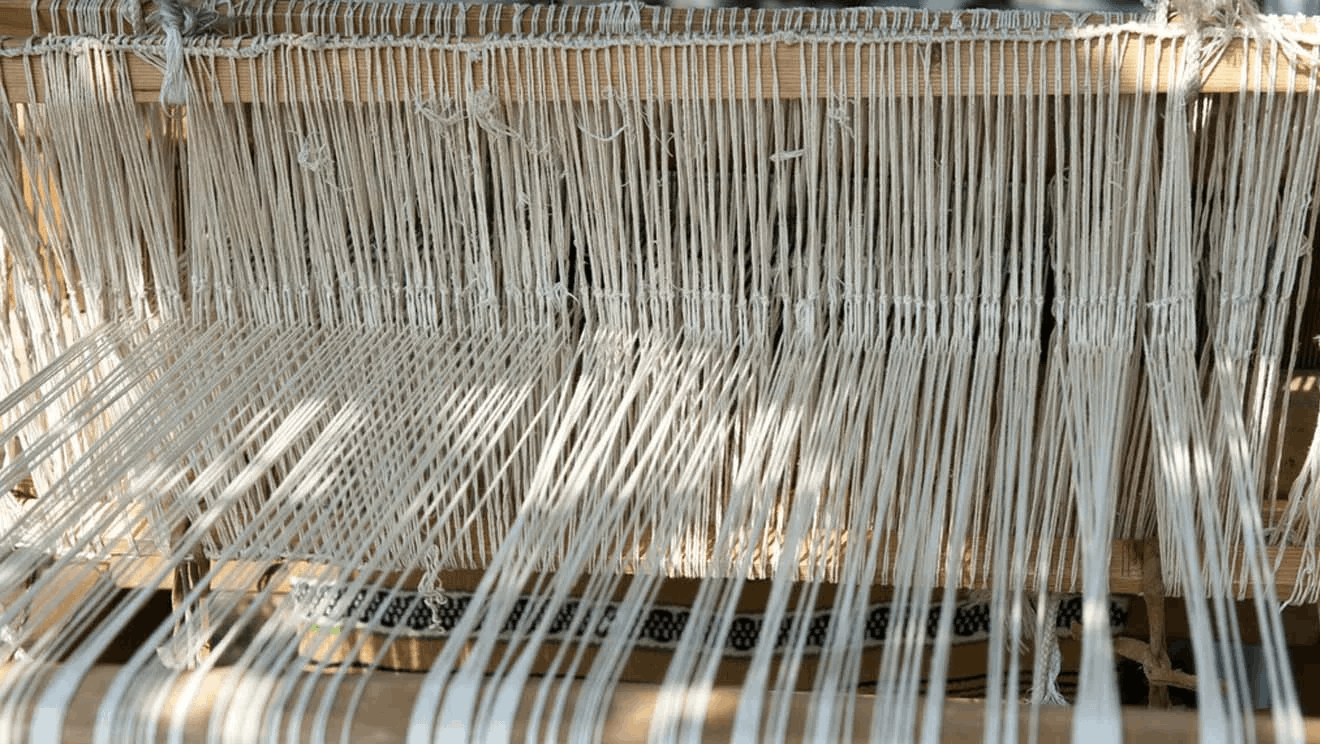 Древний текстильный ткацкий станок в Китае