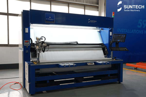 Как проверка ткани с помощью искусственного интеллекта выявляет такие дефекты, как сломанные концы, масляные пятна и дыры?